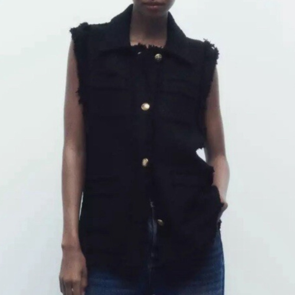ZARA Gilet Waistcoat sleeveless blazer textured vest with frayed trims black Lge